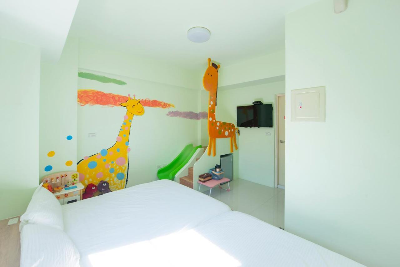 Kids Heart Home Fengyuan Exterior photo